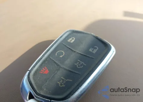 2017 Cadillac Escalade Platinum z USA, uszkodzony, nr VIN 1GYS4DKJ4HR288374